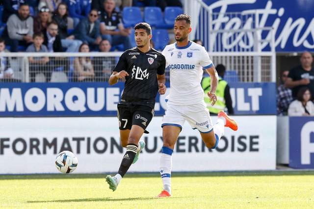 字母哥41+9+8雄鹿力克公牛 骑士大胜鹈鹕